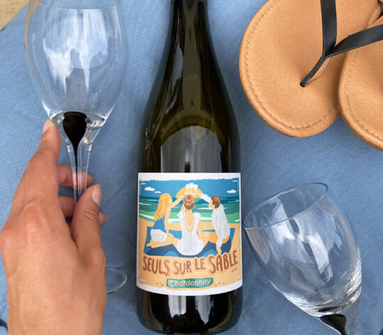 Étiquette de vin blanc Chardonnay "Seuls sur le sable"